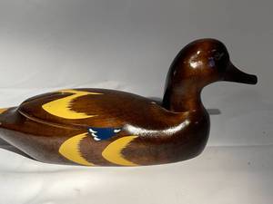 lot 306 image: Vintage Hand Painted Wooden Decoy With Glass Eyes
