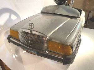 lot 309 image: Metal Pedal Car Believed to be 1960s