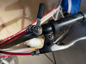 lot 314 image: Raleigh City Sport Uptown 10 Speed Bike