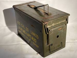 lot 429 image: Vintage Metal Ammo Box