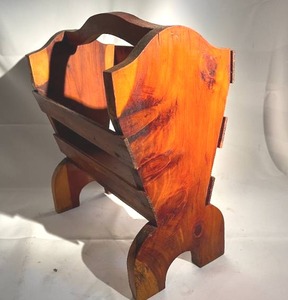 lot 432 image: Vintage Wooden Magazine Rack