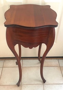 lot 374 image: Wooden Accent Table