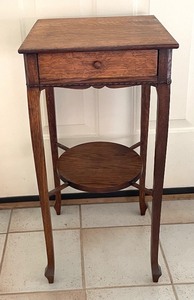 lot 383 image: Vintage Wooden Accent Table with a Drawer