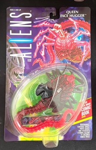 lot 394 image: New Aliens Figurines