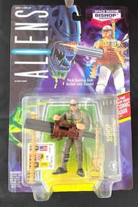lot 399 image: New Aliens Action Figurines