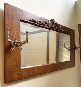 lot 410 image: Vintage Wood Framed Mirror with HatCoat Hooks