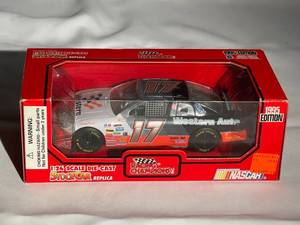 lot 480 image: 2 Racing Champions Die Cast Cars 1995 and 1996