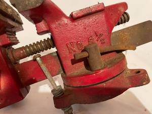 lot 508 image: Vintage Ace Bench Vise Number 3.5