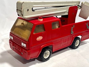 lot 303 image: Vintage Tonka Toy Fire Truck