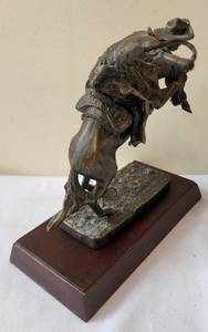 lot 568 image: Frederic Remington Art Museum The Broncho Buster Bronze Sculpture