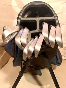 lot 332 image: Golf Bag with Clubs including a Ping Eye Putter
