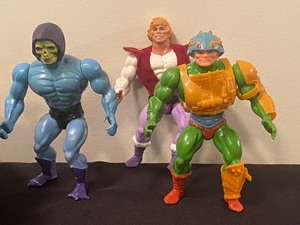 lot 144 image: Large Lot of Masters of The Universe Figures