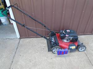 21 MTD push mower. Good used condition. Tested & works. As shown.