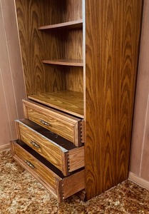 lot 54 image: Vintage Shelf