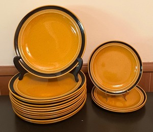 lot 92A image: Fantastic Vintage Fuji-Stone Tahiti Dishware
