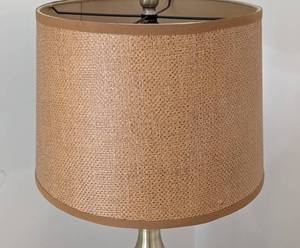lot 7 image: Amber Glass Table Lamp