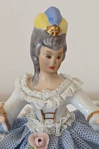 lot 16 image: Porcelain Dresden Figurine