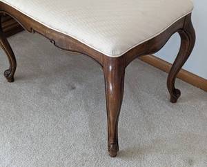 lot 33 image: Elegant BenchFootstool