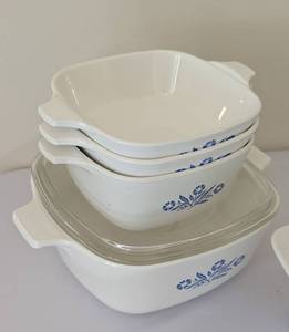 lot 85 image: Corningware Baking Dishes