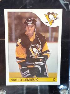1986 O-Pee-Chee Mario Lemieux Rookie Card #  Mint-Near Mint Condition