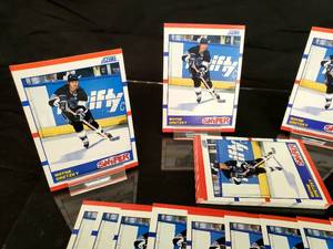 (26) 1990 Score Hockey Wayne Gretzky Card #336 Lot