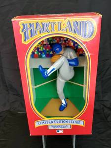 New in Box Nolan Ryan All Star Pitcher Heartland Collection Limited Edition Statue