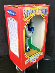 New in Box Nolan Ryan All Star Pitcher Heartland Collection Limited Edition Statue
