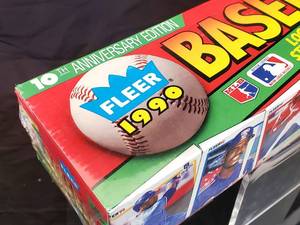 1990 Factory Sealed Fleer Baseball Card Set