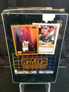 New Old Stock 1990-91 Skybox Basketball Box that contains 36 Packs
