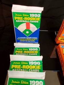 (33) New Old Stock Assorted 1990-91 Baseball Card  Packs Lot