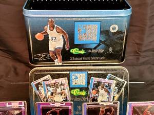(20) 1994 Classic Embossed Metallic Shaquille ONeal Cards Lot
