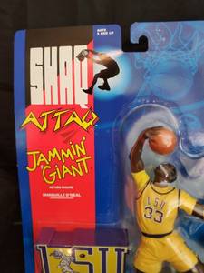 1993 LSU Shaquille ONeal Shaq Attack Jammin Giant Action Figure