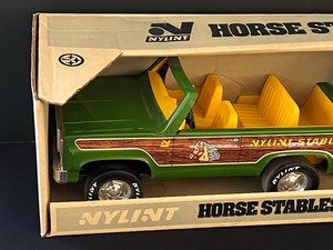 lot 12 image: Vintage Nylint Trailer Blazer- New in Package