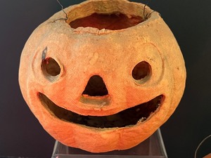 lot 11 image: Two Vintage Paper Mache Pumpkin Lanterns