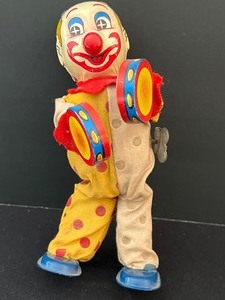lot 42 image: Delightful Vintage Toy Clown