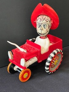 lot 61 image: Vintage 1960s Marx Rodeo Joe Tin Toy So adorable