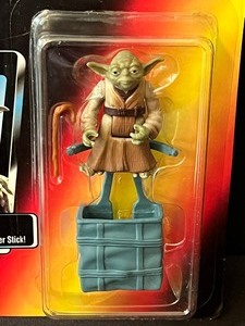 lot 80 image: NEW Star Wars The Power of the Force Yoda Figurine