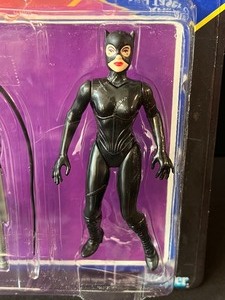 lot 85 image: Vintage NEW 1991 Kenner Batman Returns Figurine Catwoman