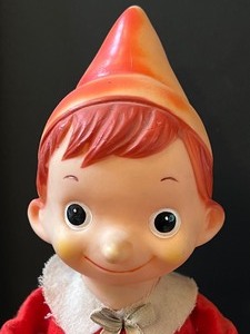 lot 152 image: Two Vintage Pinocchio Figurines