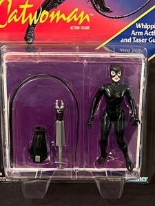 lot 180 image: 1991 NEW Batman Returns Catwoman Figurine