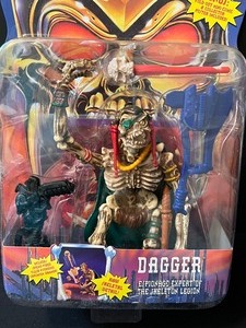 lot 186 image: Skeleton Warriors Dagger Figurine- NEW