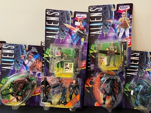 lot 214 image: Collection of NEW Alien Figurines The Ultimate Battle Between Beast and Hunter, Snake Alien, Bull Alien, Gorilla Alien, Atax & More