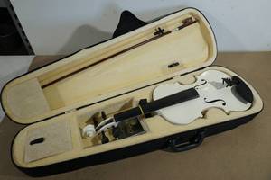 Mendini by Cecilio White Violin
