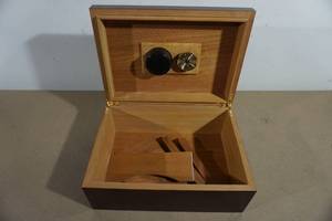 Wood Humidor Box