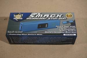 NEW Street Wise Mini SMACK 20,000,000 Stun Gun - Blue