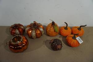 Assorted Halloween Dcor - Pumpkins
