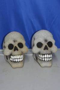 Light up skulls
