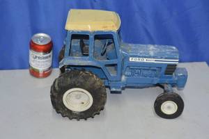 Large Ford 7700