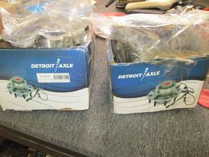 2 detroit axle DRW 4x4 with abs fro...