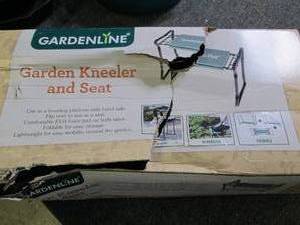 garden kneeler and seat ...